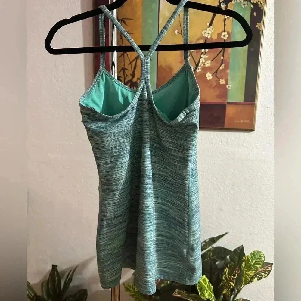 Lululemon athletica tank tops size 4